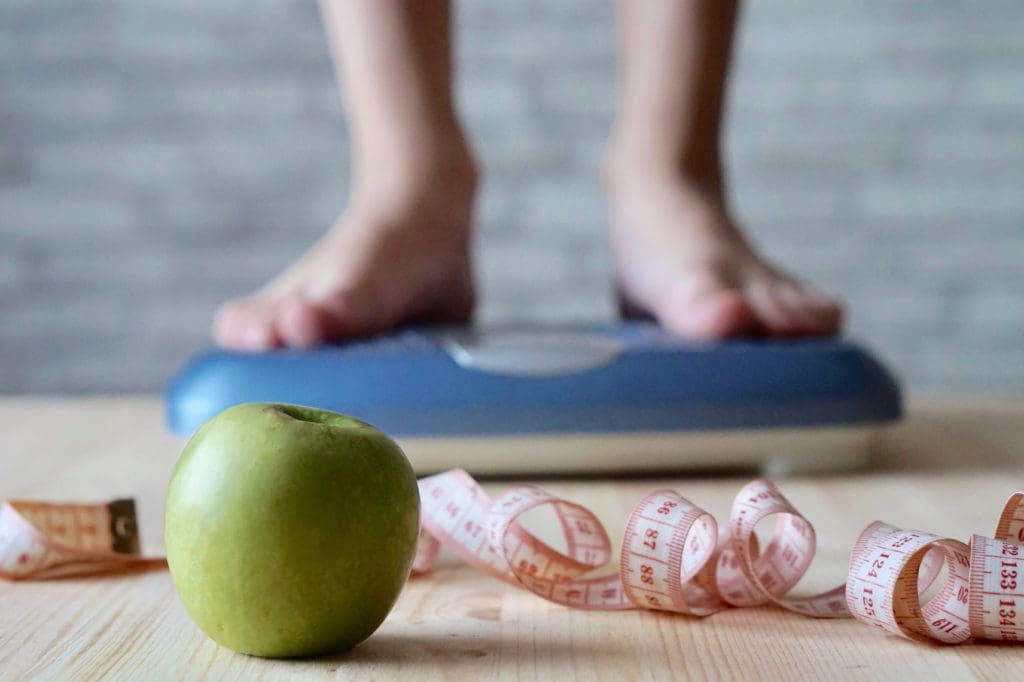 weight loss with apple and scale